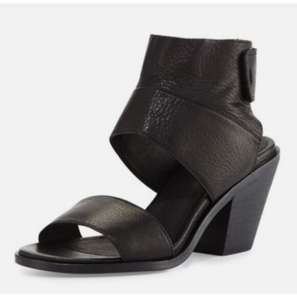Eileen Fisher Arts Ankle Cuff Sandal Black Leather Size 7.5 Classy Minimalist - Picture 1 of 10